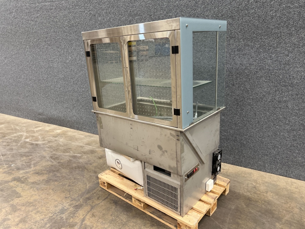 1561979-2 Refrigerated display