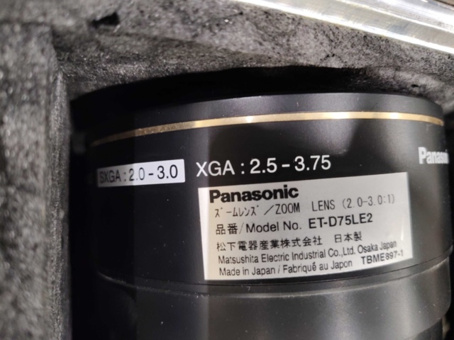 1561144-7 Projektor med 2 st linser- Panasonic DW 7000 6000 ANSI 16:9 WXGA, DLP