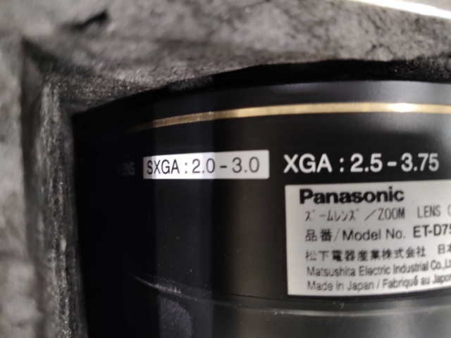 1561144-9 Projektor med 2 st linser- Panasonic DW 7000 6000 ANSI 16:9 WXGA, DLP