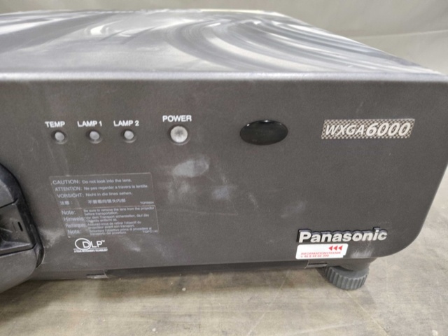 1561144-16 Projektor med 2 st linser- Panasonic DW 7000 6000 ANSI 16:9 WXGA, DLP