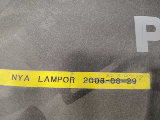 1561144-22 Projektor med 2 st linser- Panasonic DW 7000 6000 ANSI 16:9 WXGA, DLP