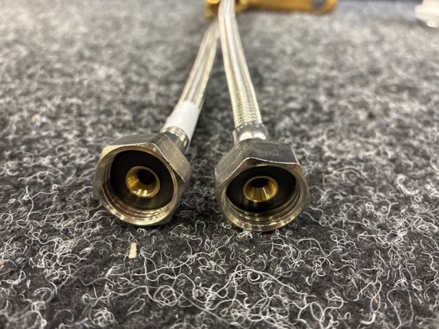 1563063-9 Sink mixer Svedbergs brushed brass & bottom valve