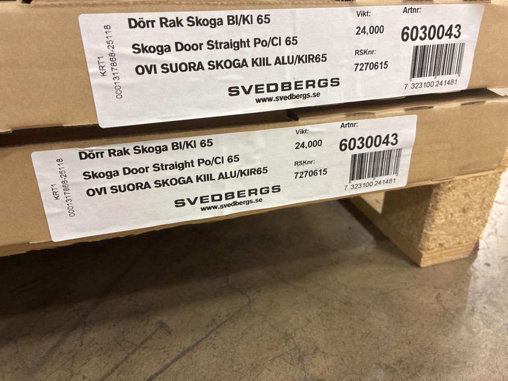 1563081-2 Hörndusch Svedbergs Rak Skoga Blank/klarglas 65x65