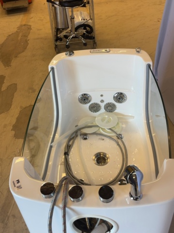 1549046-8 Dog Bath - Always Professional Grooming