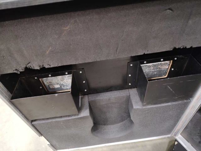 1561147-4 Flightcase, 2 st - för MAC 2000 och LED-skärm, på hjul