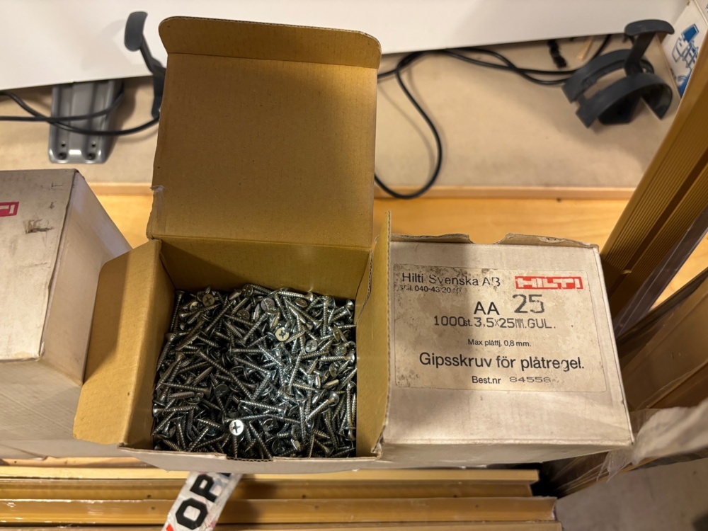 1563285-1 Drywall screw for sheet metal joist – Hilti AA 25 - 6000 pcs