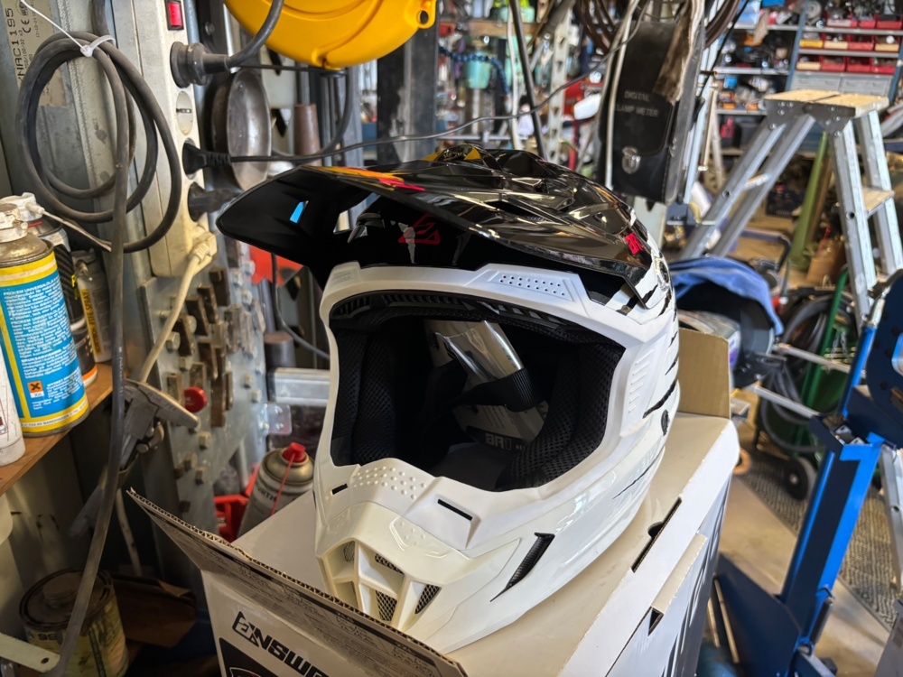 1563295-2 MC-hjälmar 2 st - Racing AR1 Pro Glow