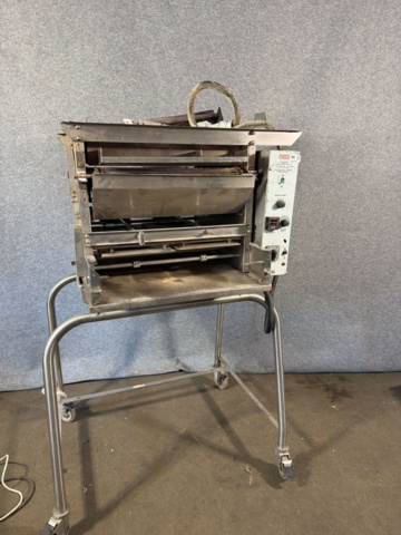 1533078-1 Automatisk grillstation med kärra - Nieco 940