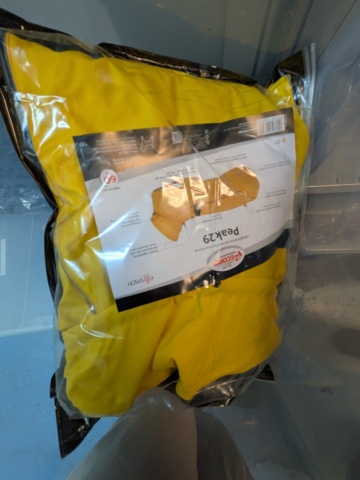 1256123-10 Dog clothes, harnesses etc.