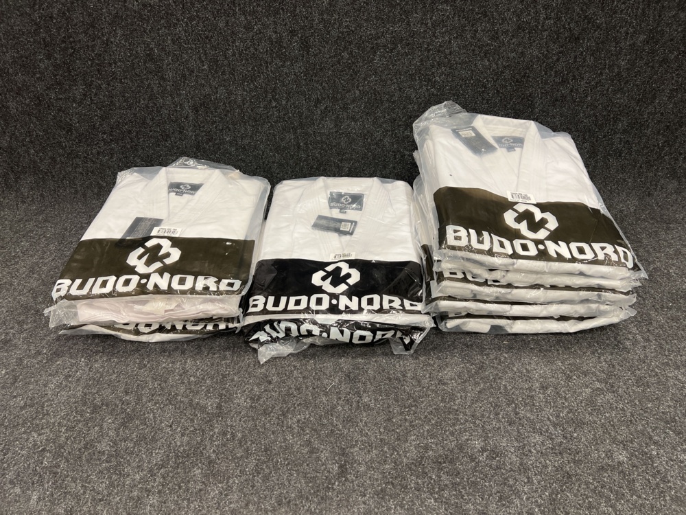 1564741-1 12 karate suits Budo Nord, Size 150-170