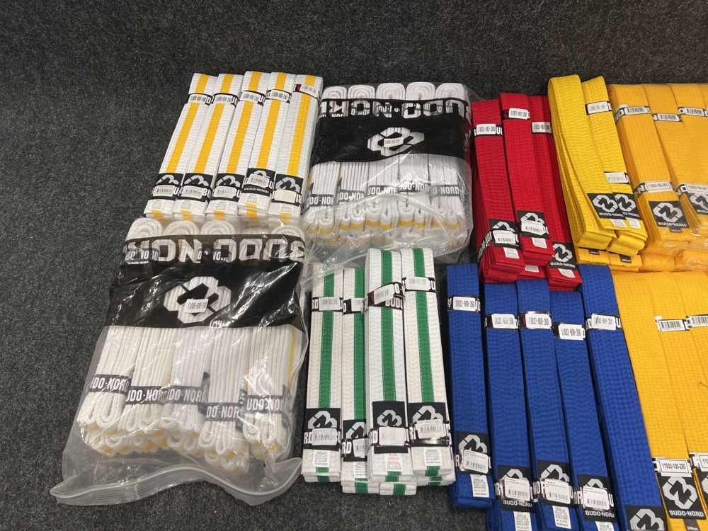 1564747-2 Assortment of karate belts Budo Nord