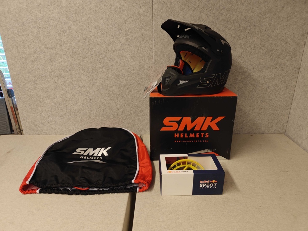 1546517-1 Helmet SMK Allterra-S01 size XL