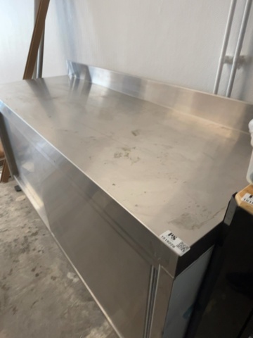 1519226-5 Arbetsbänk i rostfritt stål - 1600 x 600 mm