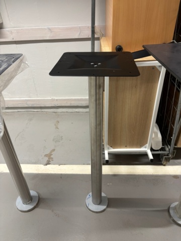 1563300-5 New compact laminate table tops with inserts