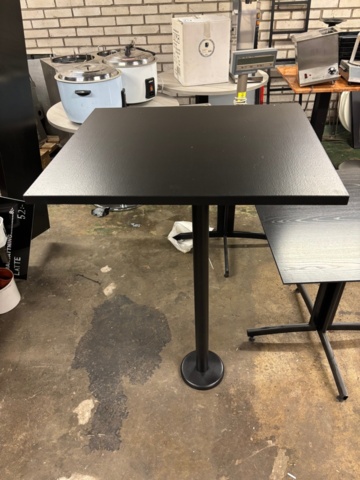 1563304-1 2 tables with black tabletop and column base