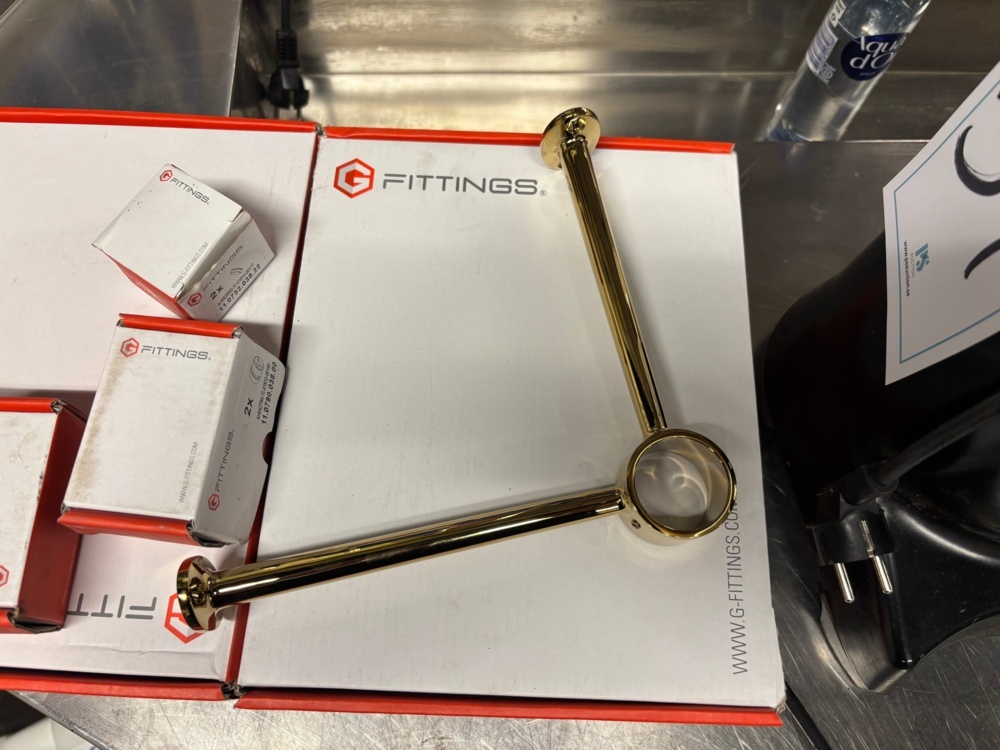 1563312-2 Nya Fästen till fotstöd – G-Fittings – 8 st