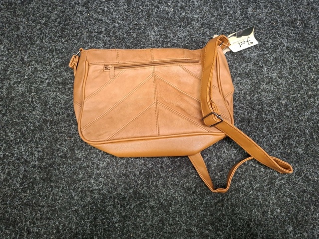 1565446-2 24 st Väskor Feel Accessories