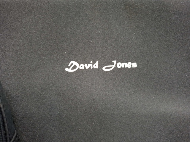 1565450-2 20 st Väskor David Jones