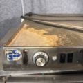 1533144-10 Grill table with lighting, oven and cart - Alto-Shaam / Capro