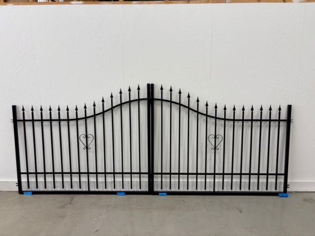 1563322-1 Double gate 400 cm with motor control – Mariefred, wrought iron gate for driveway