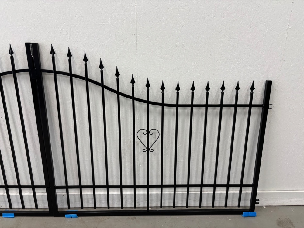 1563322-2 Double gate 400 cm with motor control – Mariefred, wrought iron gate for driveway