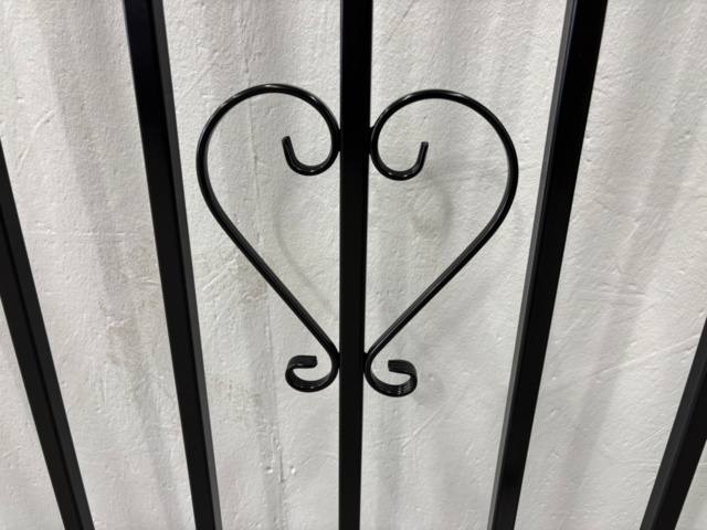 1563322-4 Double gate 400 cm with motor control – Mariefred, wrought iron gate for driveway