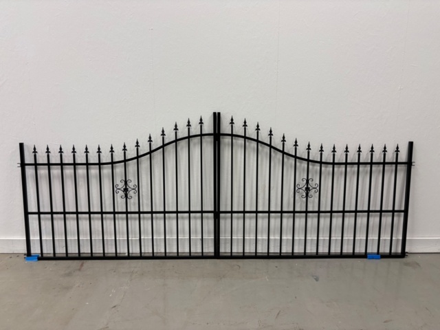 1563323-1 Double gate 400 cm manual – Sigtuna, wrought iron gate for driveway