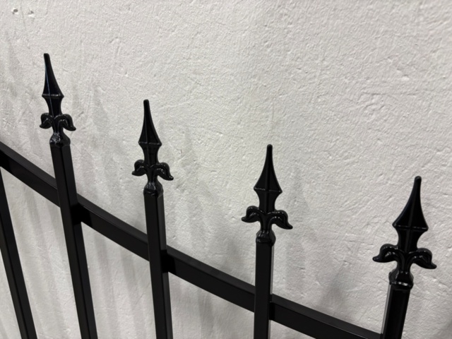 1563323-2 Double gate 400 cm manual – Sigtuna, wrought iron gate for driveway
