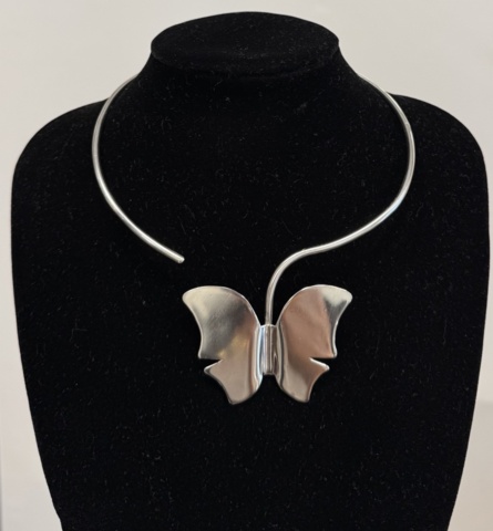 1561799-1 Handgjort halsband från Silverfabriken