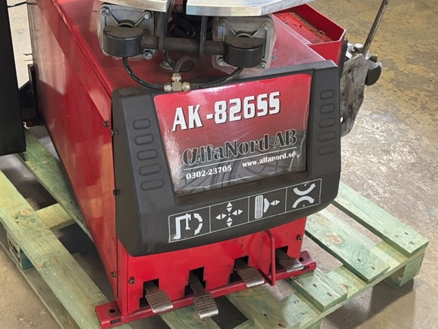 1525481-3 Däckmaskin - AlfaNord AK-826SS -2015
