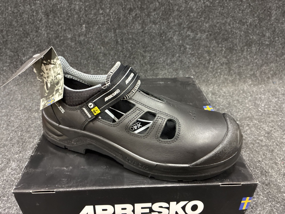 1567257-2 Skyddsskor Arbesko 881, Strl 47