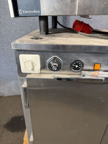1533164-3 Varmhållningsbänk och ugn - Gastro Teknik / Electrolux