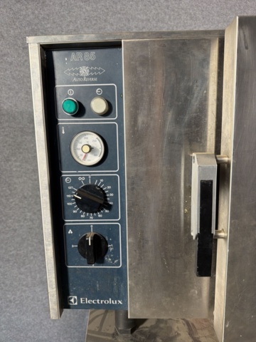 1533164-11 Varmhållningsbänk och ugn - Gastro Teknik / Electrolux