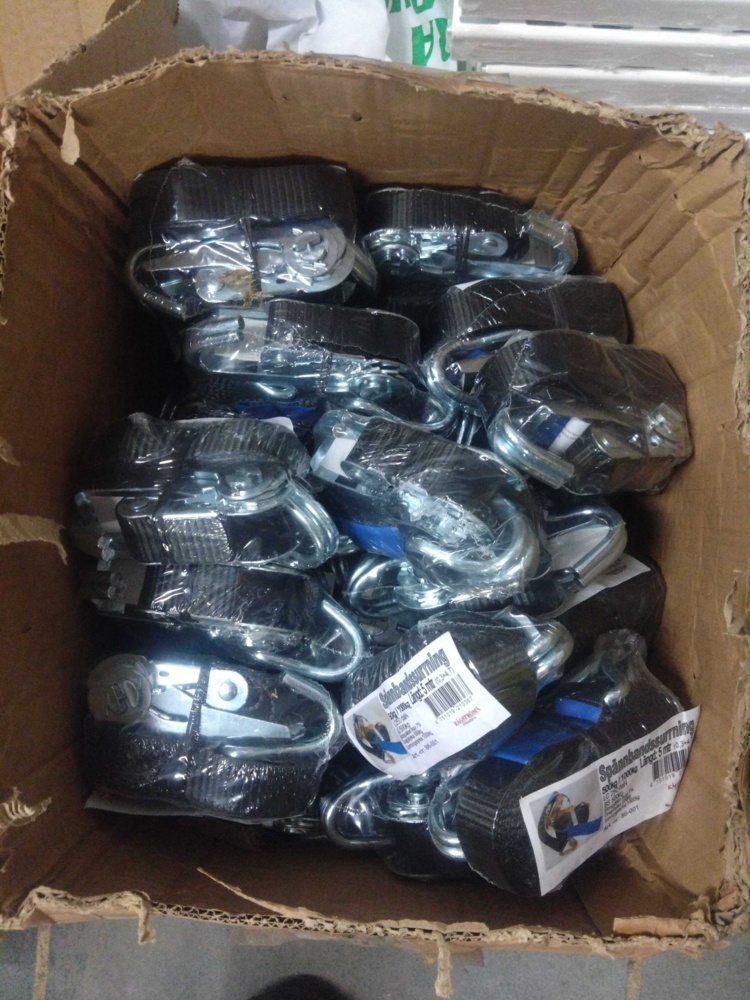 1462173-1 Tension straps 46 pcs