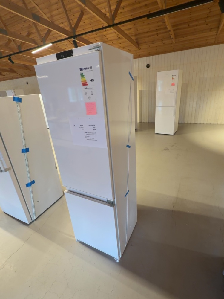 1491581-3 Fridge/freezer - Cylinda KFI6377NEHE