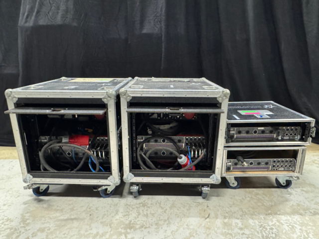 1535903-11 PA-system med line array-högtalare och slutsteg – d&b  Y8 / Y12 / Y-SUB / D80
