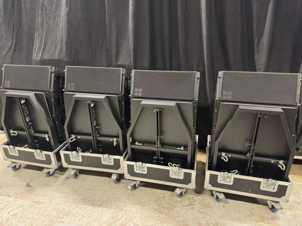 1535903-1 PA system with line array speakers and power amplifiers – d&b Y8 / Y12 / Y-SUB / D80