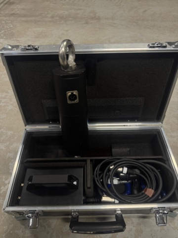 1535904-11 200 cm spegelkula i Amptown-case med DMX-motor