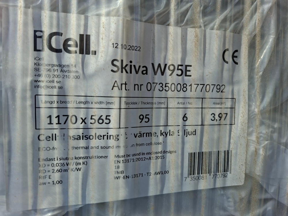 1567374-2 8 st balar á 6 st med isoleringskivor iCell 1170x565x95mm