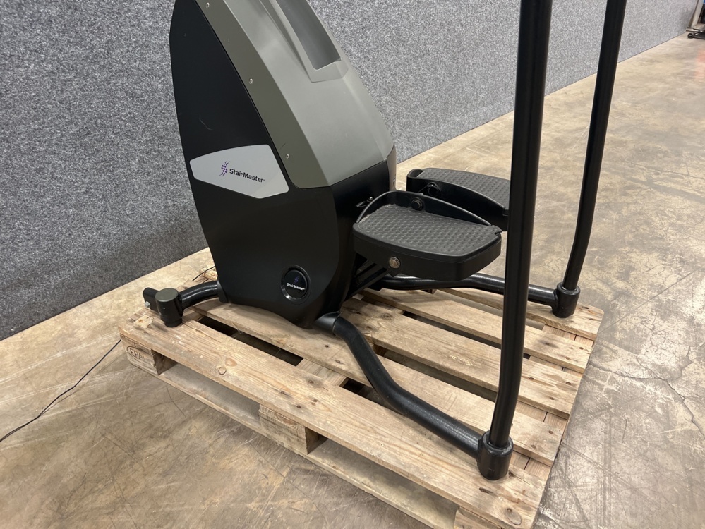 1567586-2 Stairmaster, StairMaster 155015
