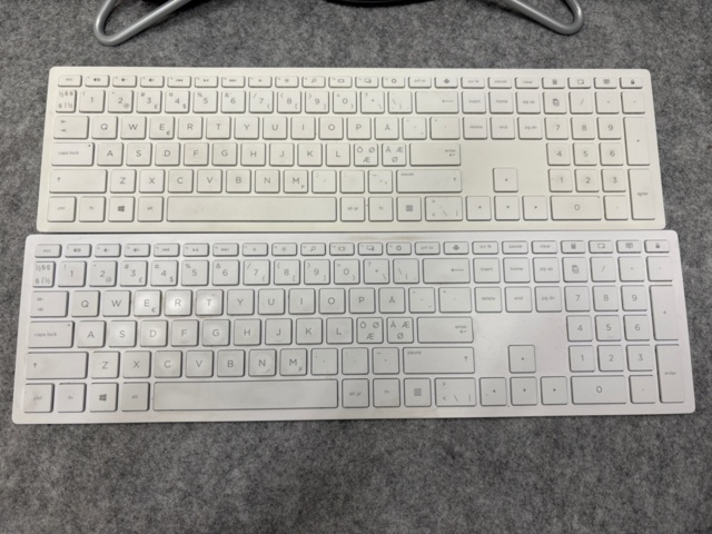 1529470-6 All-in-One PC with accessories - HP 24-df0101no