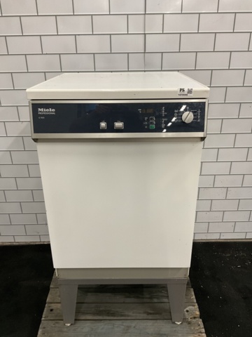 Diskmaskin - Miele professional på auktion i Kronoberg, Växjö hos PS Auction