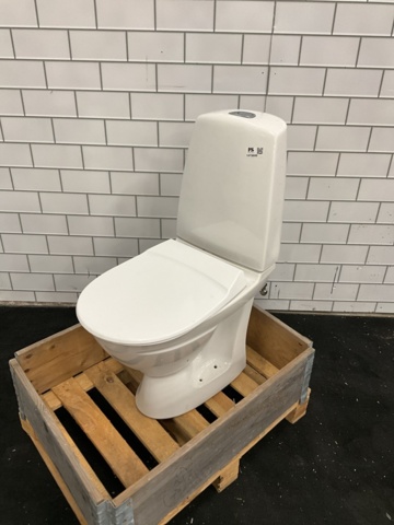 1473600-1 Toilet seat - IFÖ sign