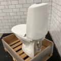 1473600-3 Toilet seat - IFÖ sign