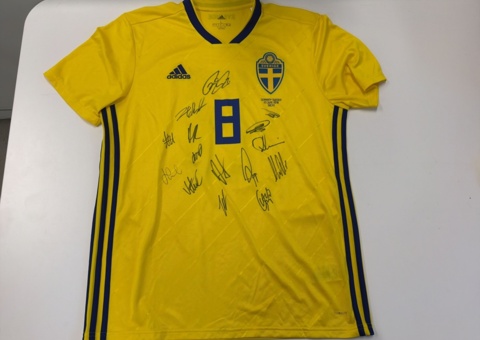Signerad fotbollströja Sverige -2018