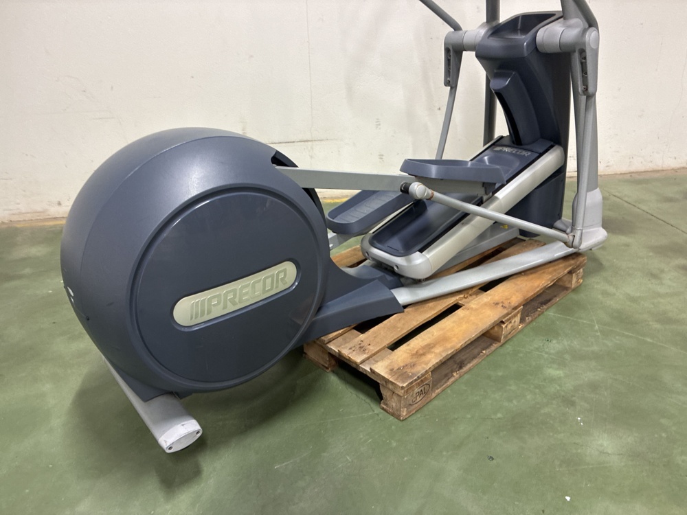 1567637-2 Crosstrainer Precor EFX