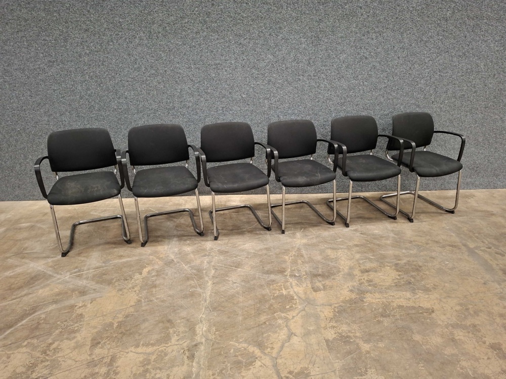 1567458-1 6 conference chairs Profim