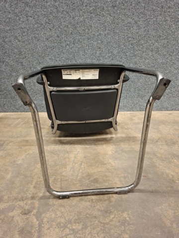 1567458-13 6 conference chairs Profim