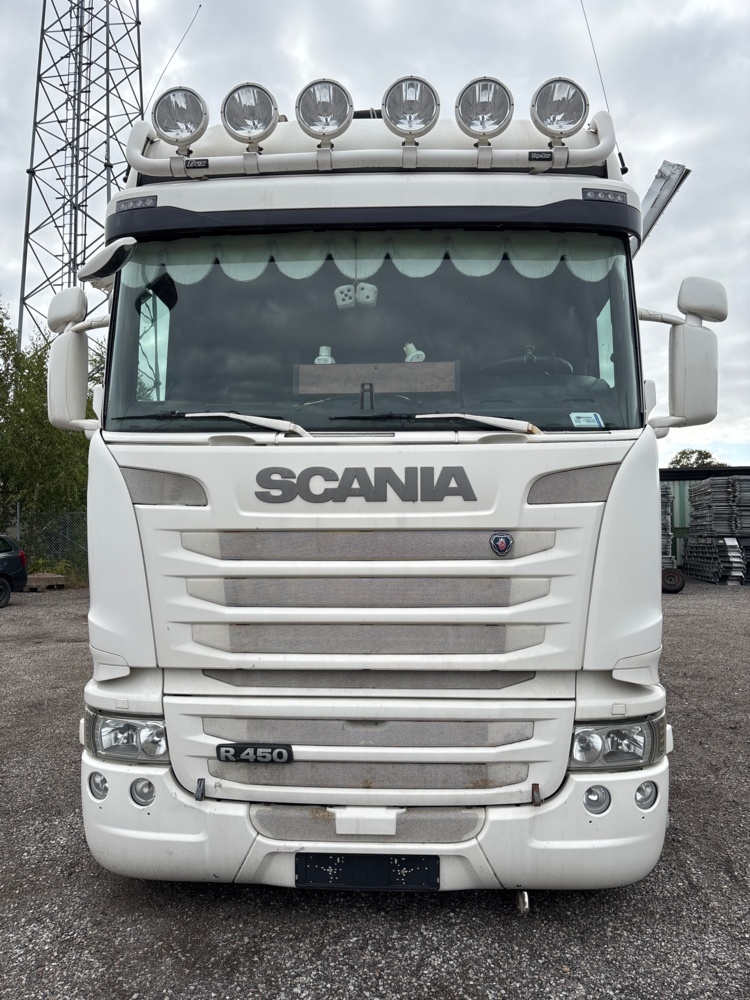 1368408-2 Skåpbil med bakgavellyft - Scania R450 6x2 -2018