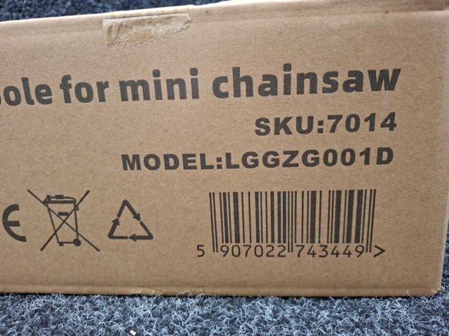 1567816-5 Telescopic mini chainsaw including 21V lithium battery